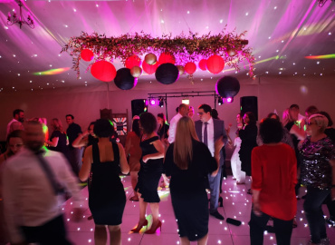 Xmas Dancing